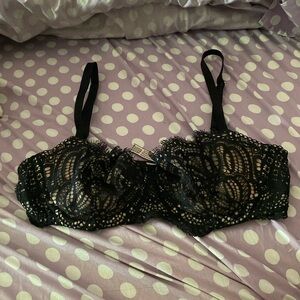 Victoria’s Secret lace dream angels push up without padding bra